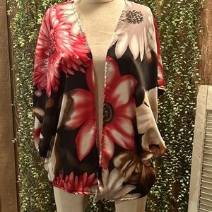 Floral Kimono NWOT Small